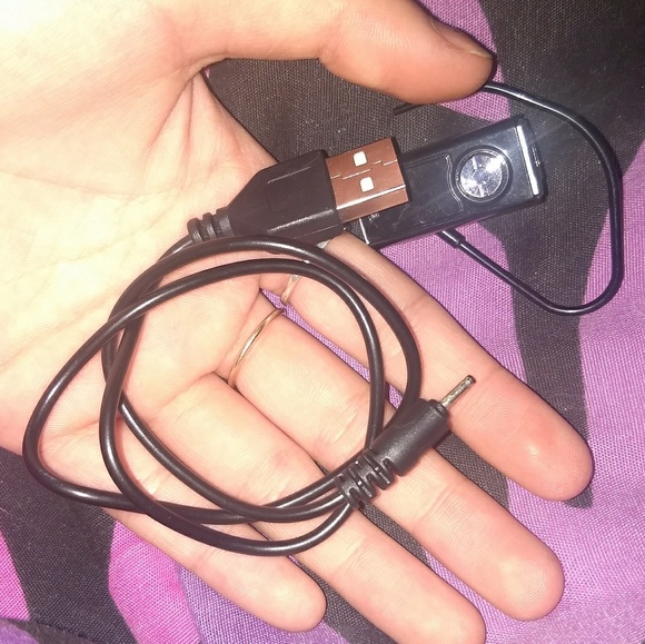 Bluetooth Head Piece - Picture 4 of 5